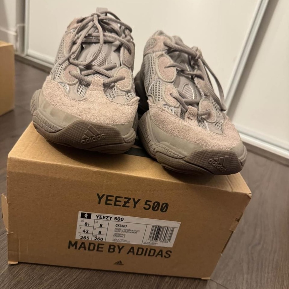Yeezy 500